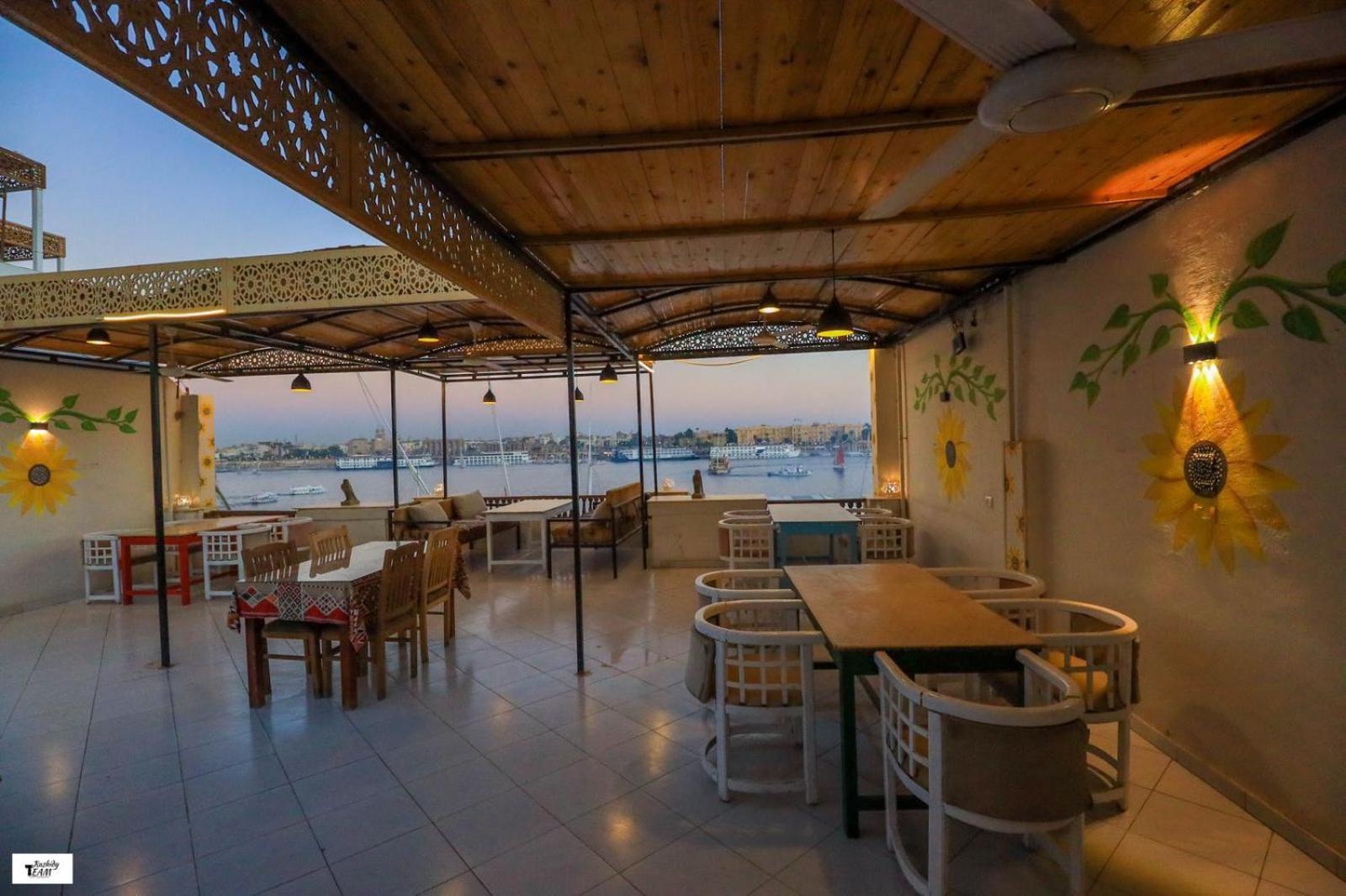 Ferienwohnung Nile Castle Luxor Exterior foto
