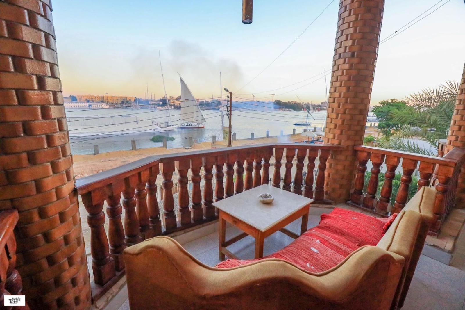 Ferienwohnung Nile Castle Luxor Exterior foto